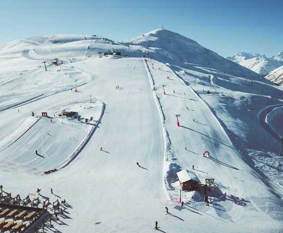 Skiing Livigno