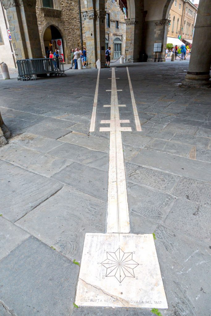 Sundial Palazzo della Ragione - Upper Bergamo