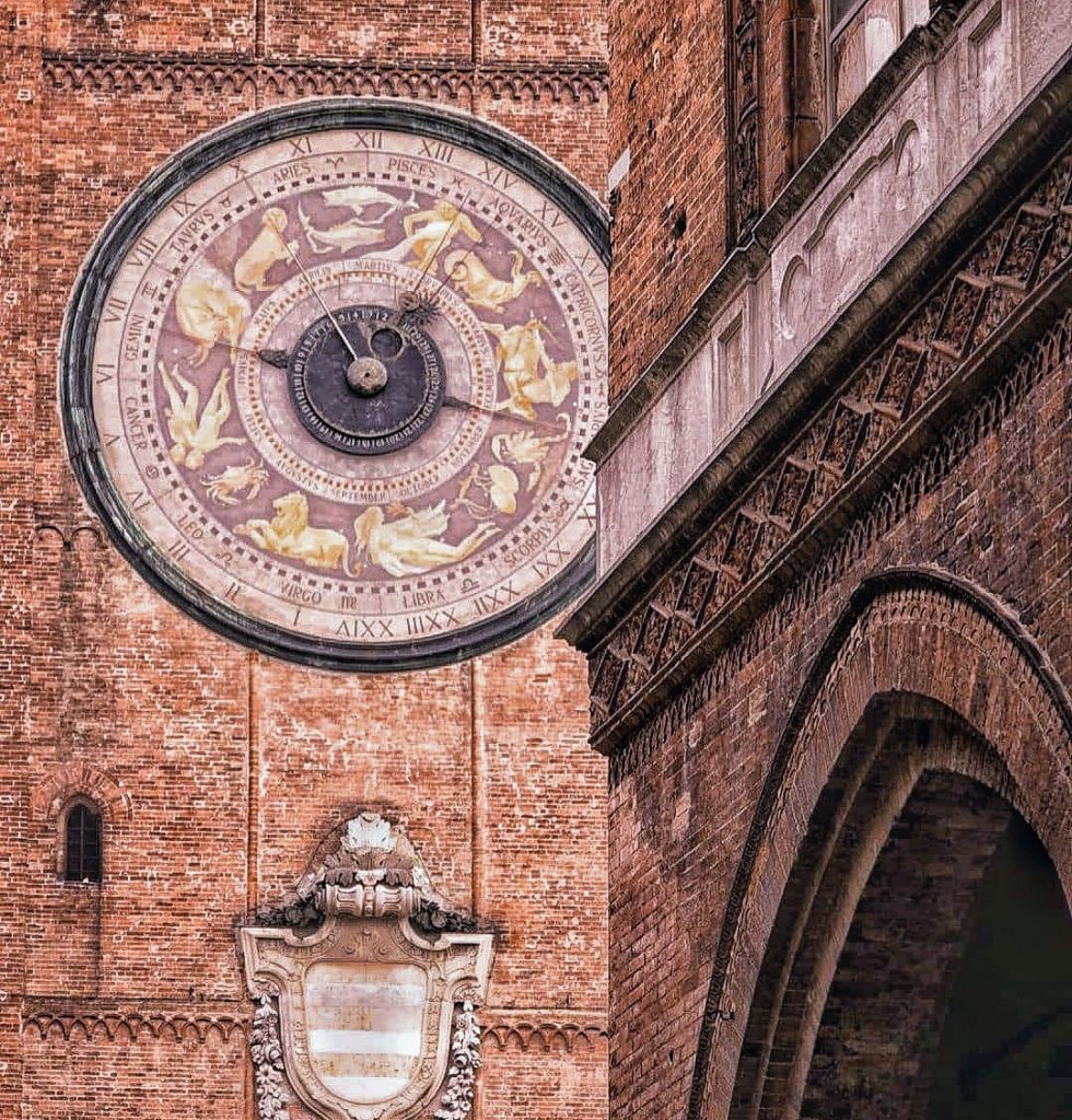 Astronomical clock Torrazzo Tower