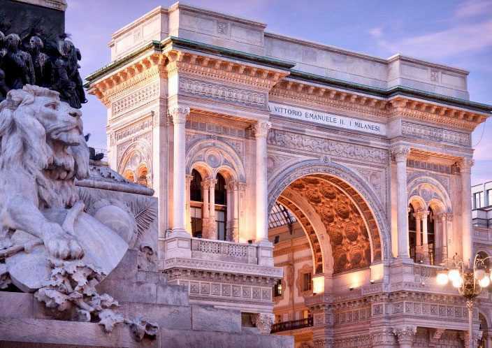 Galleria Vittorio Emanuele II Milan Piazza Duomo