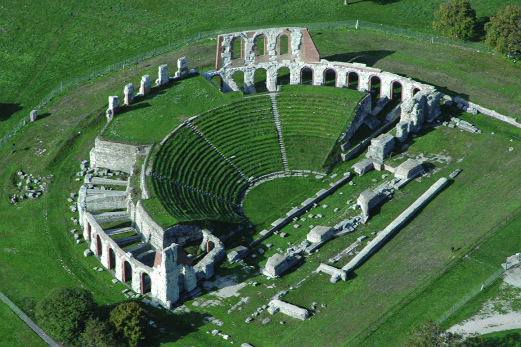 The Roman Theatre and the Antiquarium