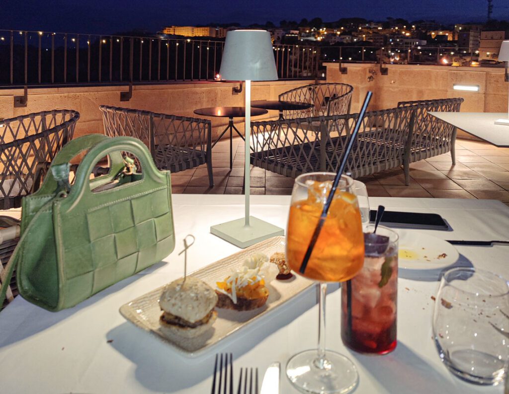 Quarry lounge terrace aperitif